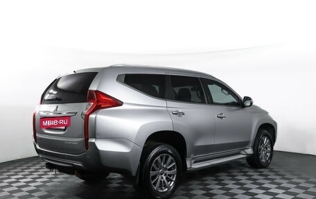 Mitsubishi Pajero Sport III рестайлинг, 2016 год, 2 598 000 рублей, 5 фотография
