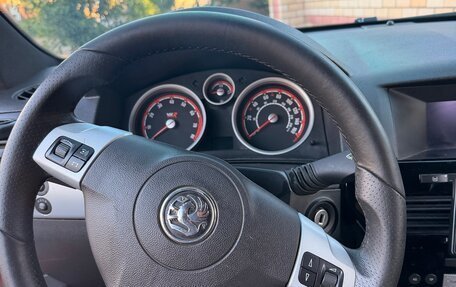 Opel Astra OPC H, 2006 год, 850 000 рублей, 18 фотография
