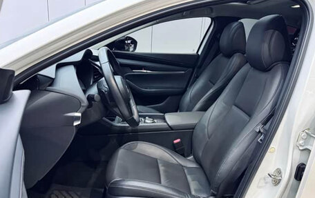 Mazda 3, 2022 год, 1 490 000 рублей, 9 фотография