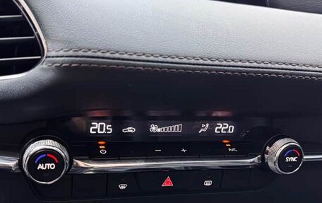 Mazda 3, 2022 год, 1 490 000 рублей, 14 фотография