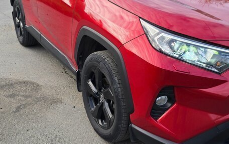 Toyota RAV4, 2021 год, 3 200 000 рублей, 8 фотография