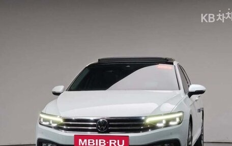 Volkswagen Passat B8 рестайлинг, 2022 год, 2 280 020 рублей, 3 фотография