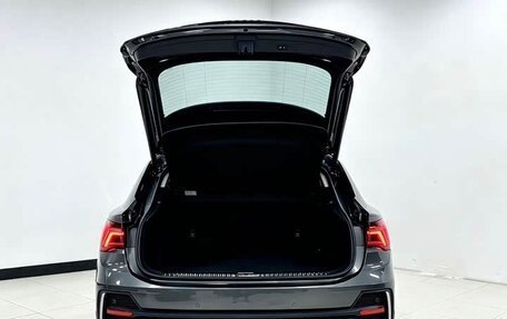 Audi Q3 Sportback, 2022 год, 2 355 000 рублей, 7 фотография
