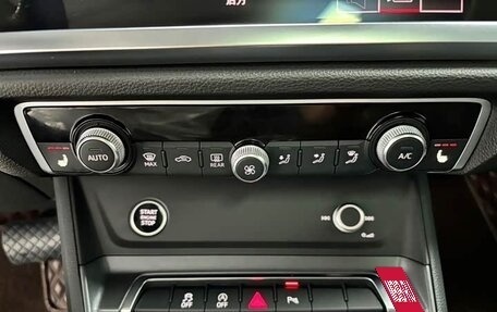 Audi Q3 Sportback, 2022 год, 2 355 000 рублей, 13 фотография