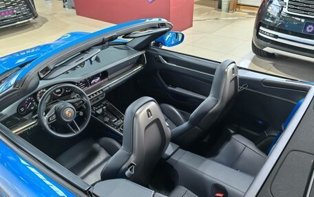 Porsche 911, 2025 год, 43 333 664 рублей, 25 фотография