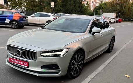 Volvo S90 II рестайлинг, 2020 год, 3 800 000 рублей, 6 фотография