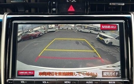 Toyota Harrier, 2017 год, 2 390 000 рублей, 10 фотография