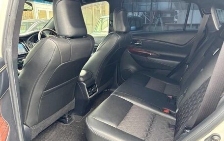 Toyota Harrier, 2017 год, 2 390 000 рублей, 18 фотография