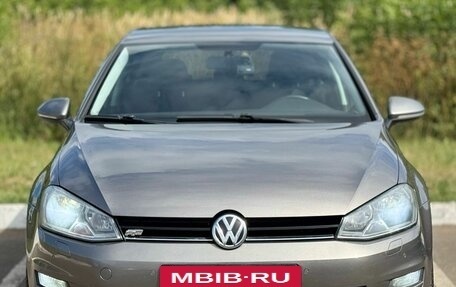Volkswagen Golf VII, 2013 год, 1 350 000 рублей, 2 фотография