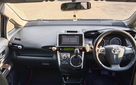 Toyota Wish II, 2012 год, 1 200 000 рублей, 3 фотография