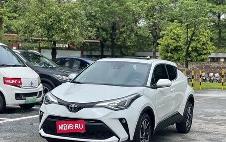 Toyota C-HR I рестайлинг, 2021 год, 1 642 000 рублей, 1 фотография