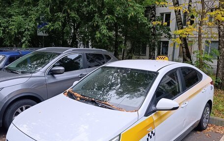 Hyundai Solaris II рестайлинг, 2021 год, 999 999 рублей, 3 фотография