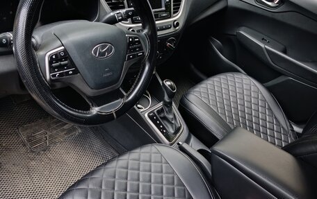 Hyundai Solaris II рестайлинг, 2021 год, 999 999 рублей, 5 фотография
