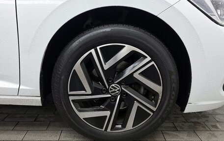 Volkswagen Jetta VII, 2023 год, 1 980 000 рублей, 4 фотография