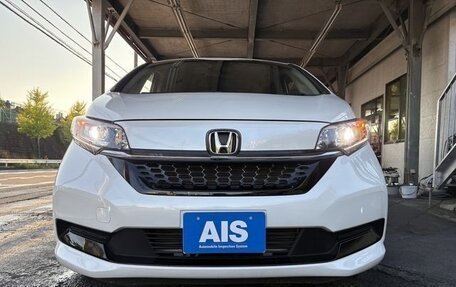 Honda Freed II, 2022 год, 1 350 000 рублей, 2 фотография