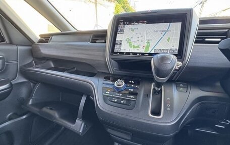 Honda Freed II, 2022 год, 1 350 000 рублей, 15 фотография