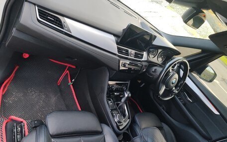 BMW 2 серия Grand Tourer F46 рестайлинг, 2015 год, 1 300 000 рублей, 9 фотография