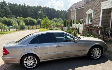Mercedes-Benz E-Класс, 2003 год, 1 300 000 рублей, 2 фотография