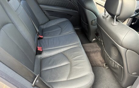 Mercedes-Benz E-Класс, 2003 год, 1 300 000 рублей, 7 фотография
