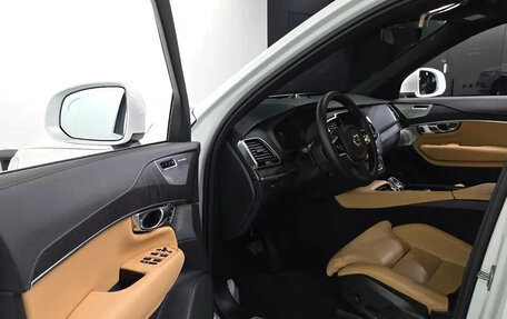 Volvo XC90 II рестайлинг, 2025 год, 8 000 000 рублей, 6 фотография
