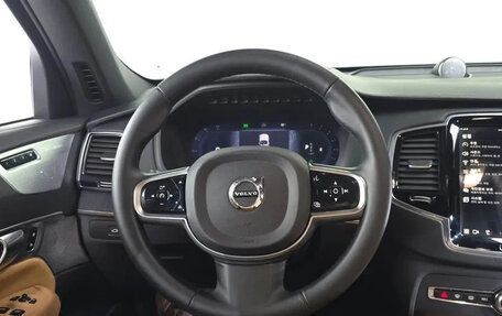 Volvo XC90 II рестайлинг, 2025 год, 8 000 000 рублей, 8 фотография