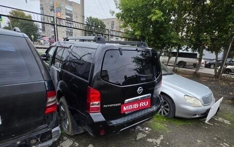 Nissan Pathfinder, 2011 год, 1 200 000 рублей, 3 фотография