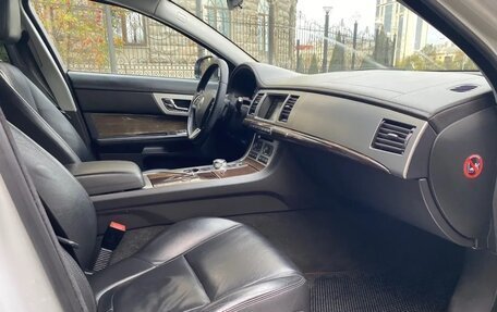 Jaguar XF I рестайлинг, 2012 год, 1 390 000 рублей, 9 фотография