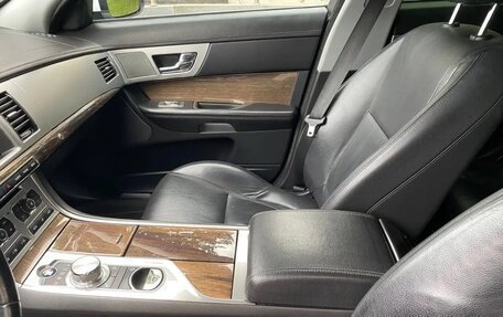 Jaguar XF I рестайлинг, 2012 год, 1 390 000 рублей, 12 фотография