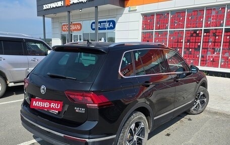 Volkswagen Tiguan II, 2018 год, 2 650 000 рублей, 4 фотография