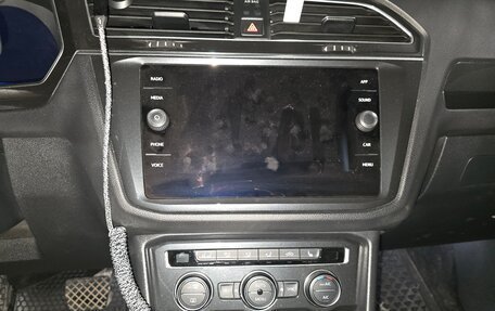 Volkswagen Tiguan II, 2018 год, 2 650 000 рублей, 10 фотография