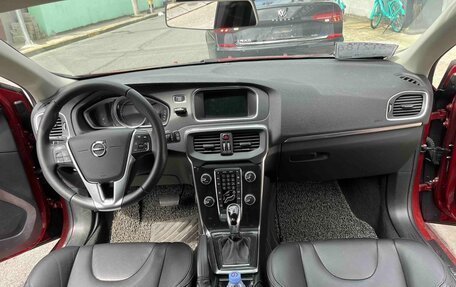 Volvo V40 II рестайлинг, 2017 год, 1 380 000 рублей, 8 фотография