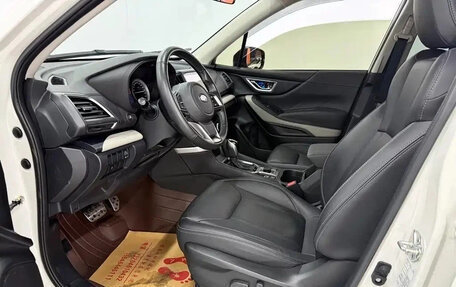 Subaru Forester, 2022 год, 2 300 000 рублей, 8 фотография