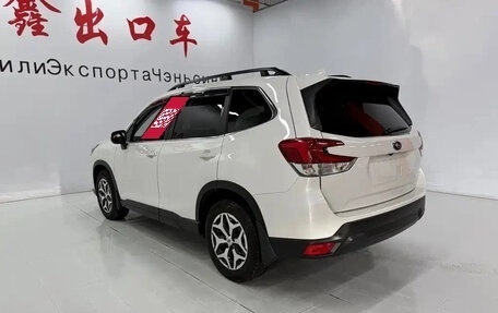 Subaru Forester, 2022 год, 2 300 000 рублей, 6 фотография