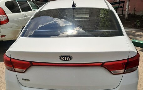 KIA Rio IV, 2018 год, 1 070 000 рублей, 3 фотография