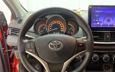 Toyota Yaris XP150 рестайлинг, 2022 год, 925 000 рублей, 7 фотография