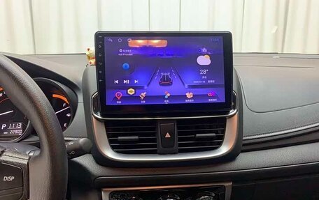 Toyota Yaris XP150 рестайлинг, 2022 год, 925 000 рублей, 9 фотография