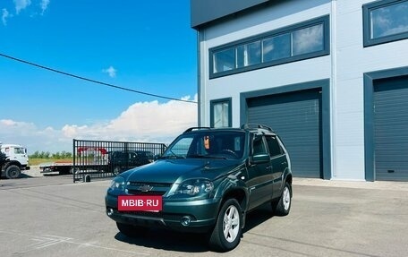 Chevrolet Niva I рестайлинг, 2018 год, 789 000 рублей, 2 фотография
