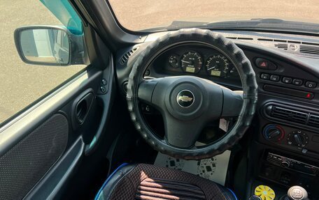 Chevrolet Niva I рестайлинг, 2018 год, 789 000 рублей, 14 фотография