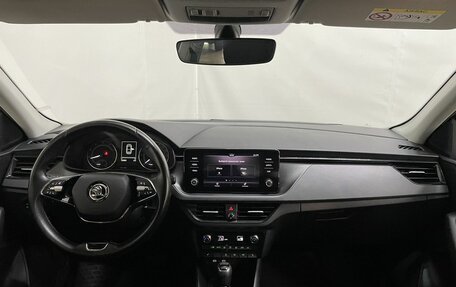 Skoda Rapid II, 2021 год, 1 632 000 рублей, 12 фотография