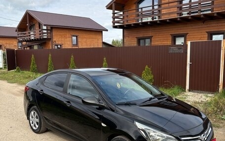Hyundai Solaris II рестайлинг, 2014 год, 740 000 рублей, 3 фотография