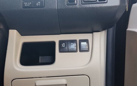 Nissan Serena IV, 2012 год, 1 190 000 рублей, 17 фотография