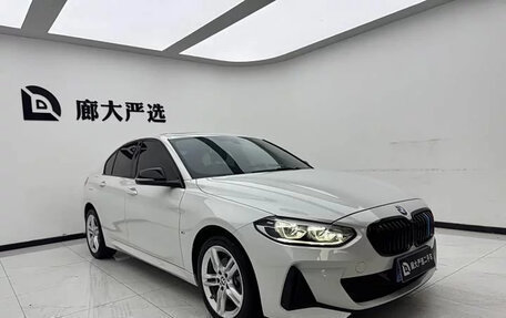 BMW 1 серия, 2023 год, 1 100 000 рублей, 2 фотография