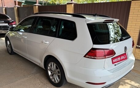 Volkswagen Golf VII, 2018 год, 1 890 000 рублей, 3 фотография