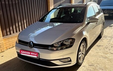 Volkswagen Golf VII, 2018 год, 1 890 000 рублей, 10 фотография