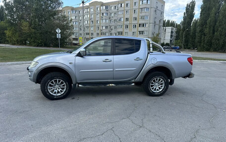 Mitsubishi L200 IV рестайлинг, 2012 год, 1 430 000 рублей, 2 фотография