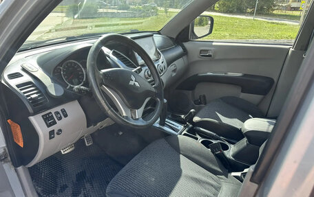 Mitsubishi L200 IV рестайлинг, 2012 год, 1 430 000 рублей, 7 фотография