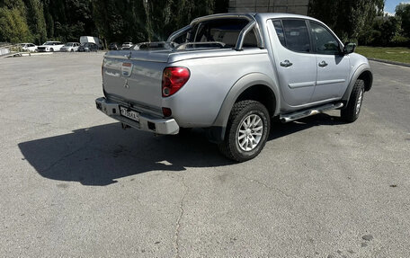Mitsubishi L200 IV рестайлинг, 2012 год, 1 430 000 рублей, 6 фотография