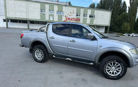 Mitsubishi L200 IV рестайлинг, 2012 год, 1 430 000 рублей, 4 фотография
