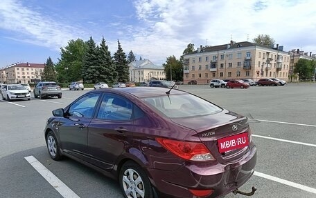 Hyundai Solaris II рестайлинг, 2011 год, 595 000 рублей, 5 фотография