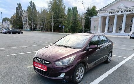 Hyundai Solaris II рестайлинг, 2011 год, 595 000 рублей, 7 фотография